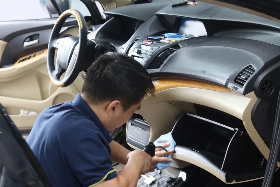 怪兽修车翻新奥迪q7,怪兽修车老车翻新