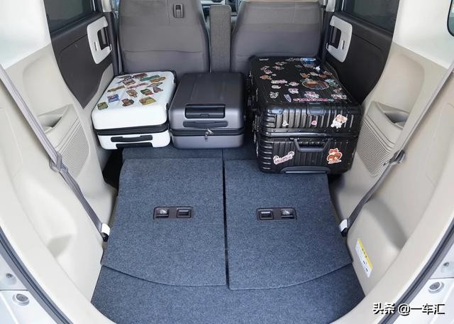 k-car之王静态体验本田n-box,麻雀虽小五脏俱全小复式