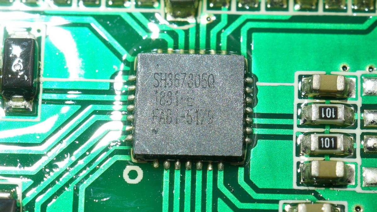 公牛便携式电源拆解,公牛1800w户外电源拆解