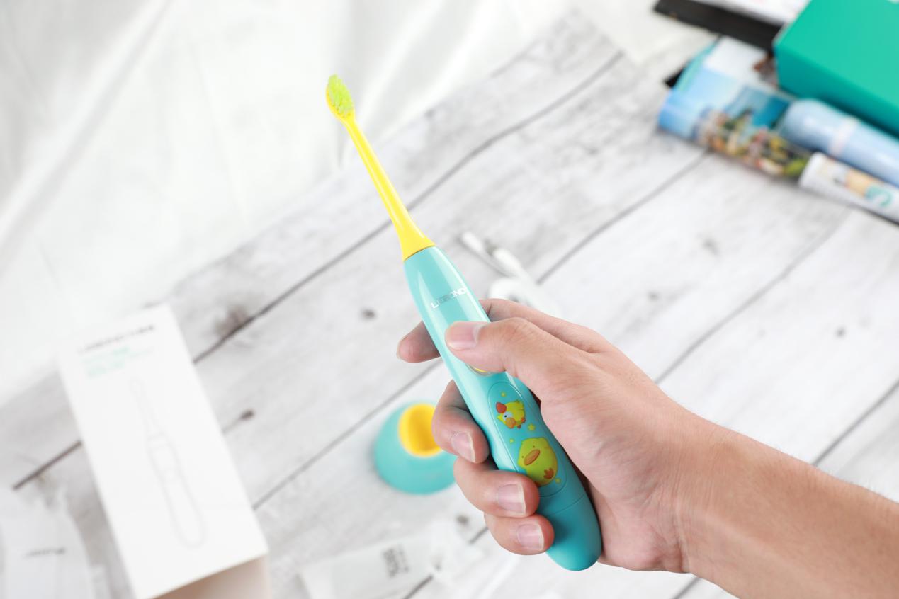 儿童牙刷怎么选3-12岁,力博得儿童电动牙刷入门款怎么样