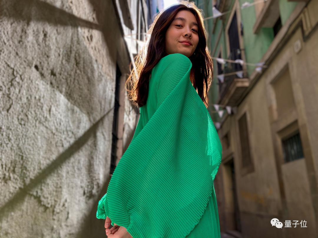 苹果全新iphonese3299元,苹果国行正品24免息