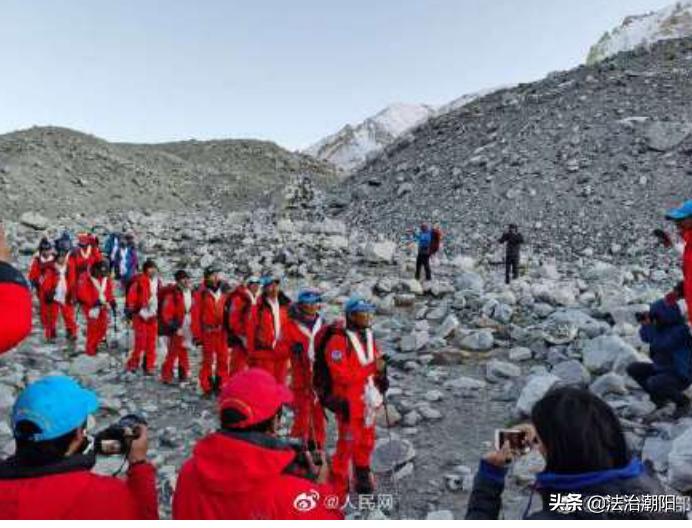 宜宾市老师梁某性侵案最新进展,男教师涉猥亵20名男生案开庭