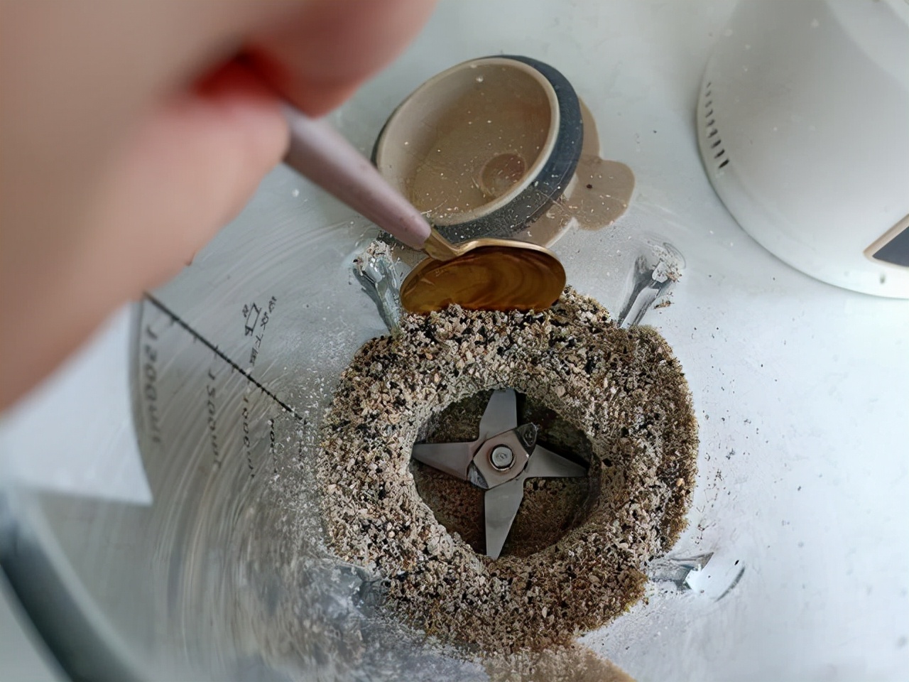 教你一招自制芝麻酱,想喝黑芝麻糊自己在家就可以做