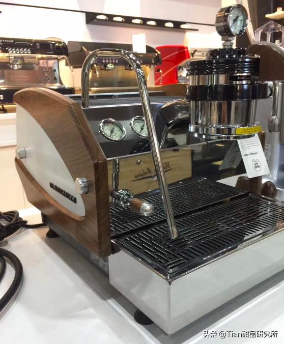 意式咖啡机好操作吗,意式咖啡机新手推荐