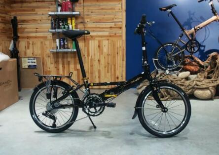 大行d82015纪念版和2022款区别,大行d8评测视频