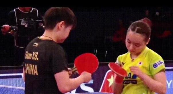 发球极有特点的伊藤美诚,伊藤美诚多样发球