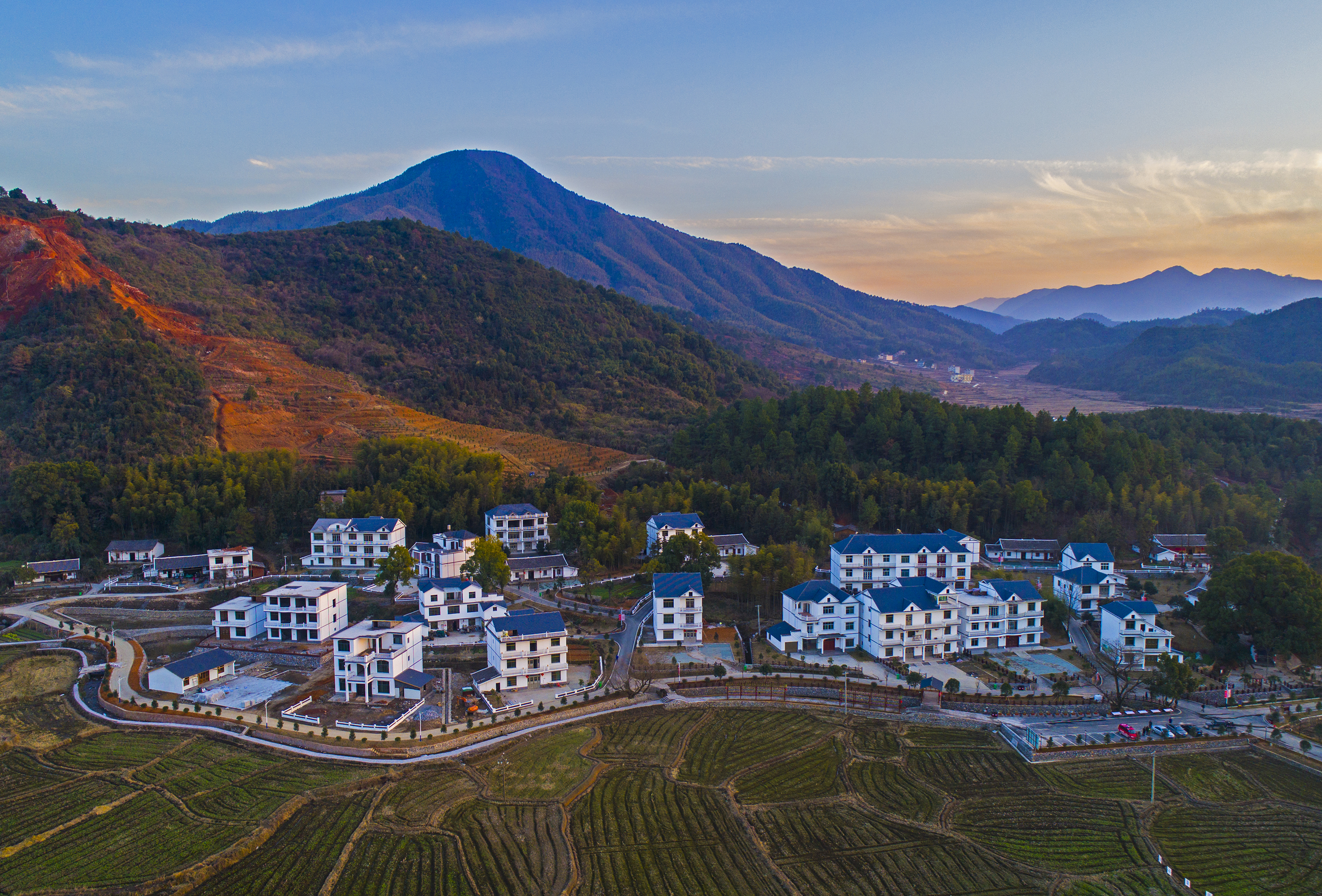 人民日报党纪,上饶人民日报最新消息
