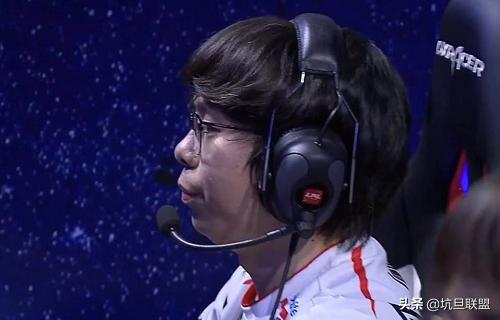 IG三C轮流站出来,Jackeylove又carry一局,JDG黑科技玩死自己