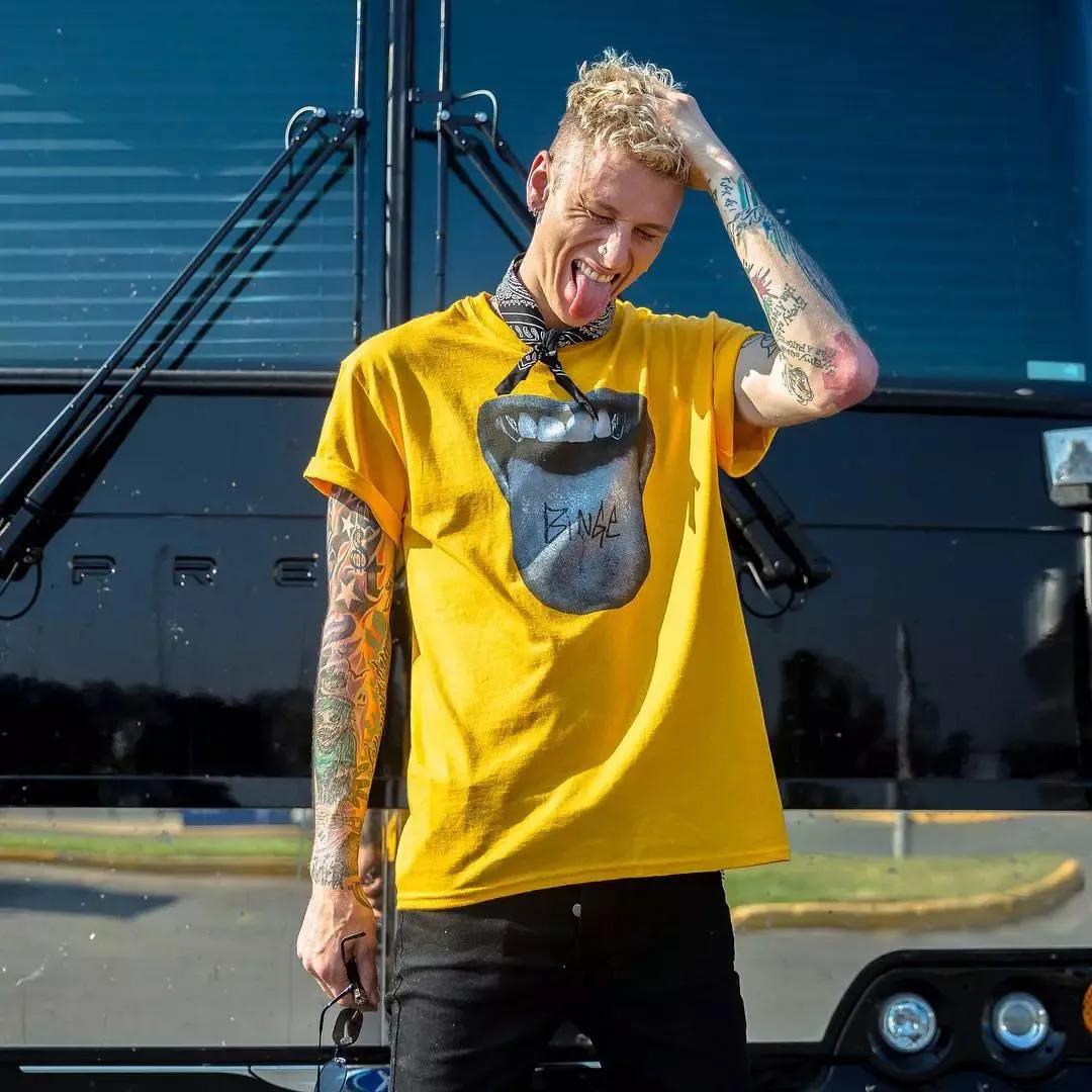 阿姆和他女儿照片,阿姆的女儿竟然这么美