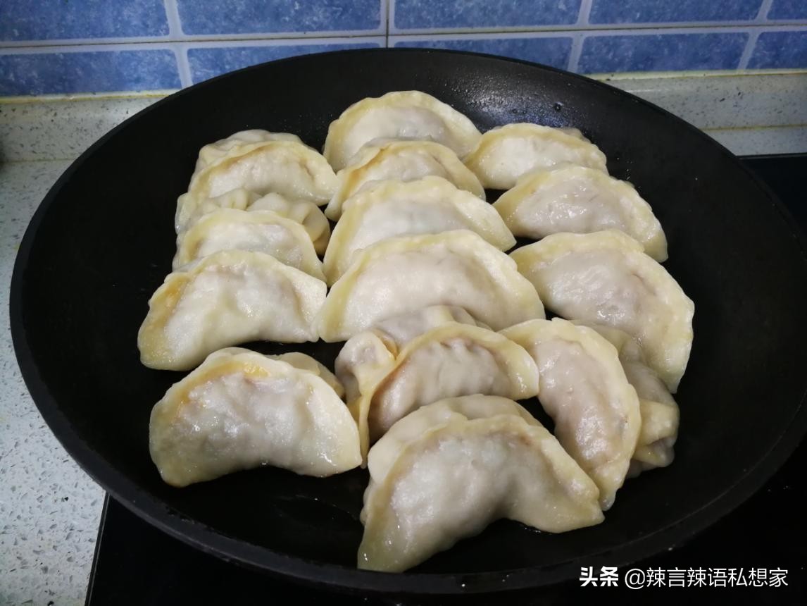 教你这样去掉萝卜的冲辣味，包出的包子或饺子多汁又好吃