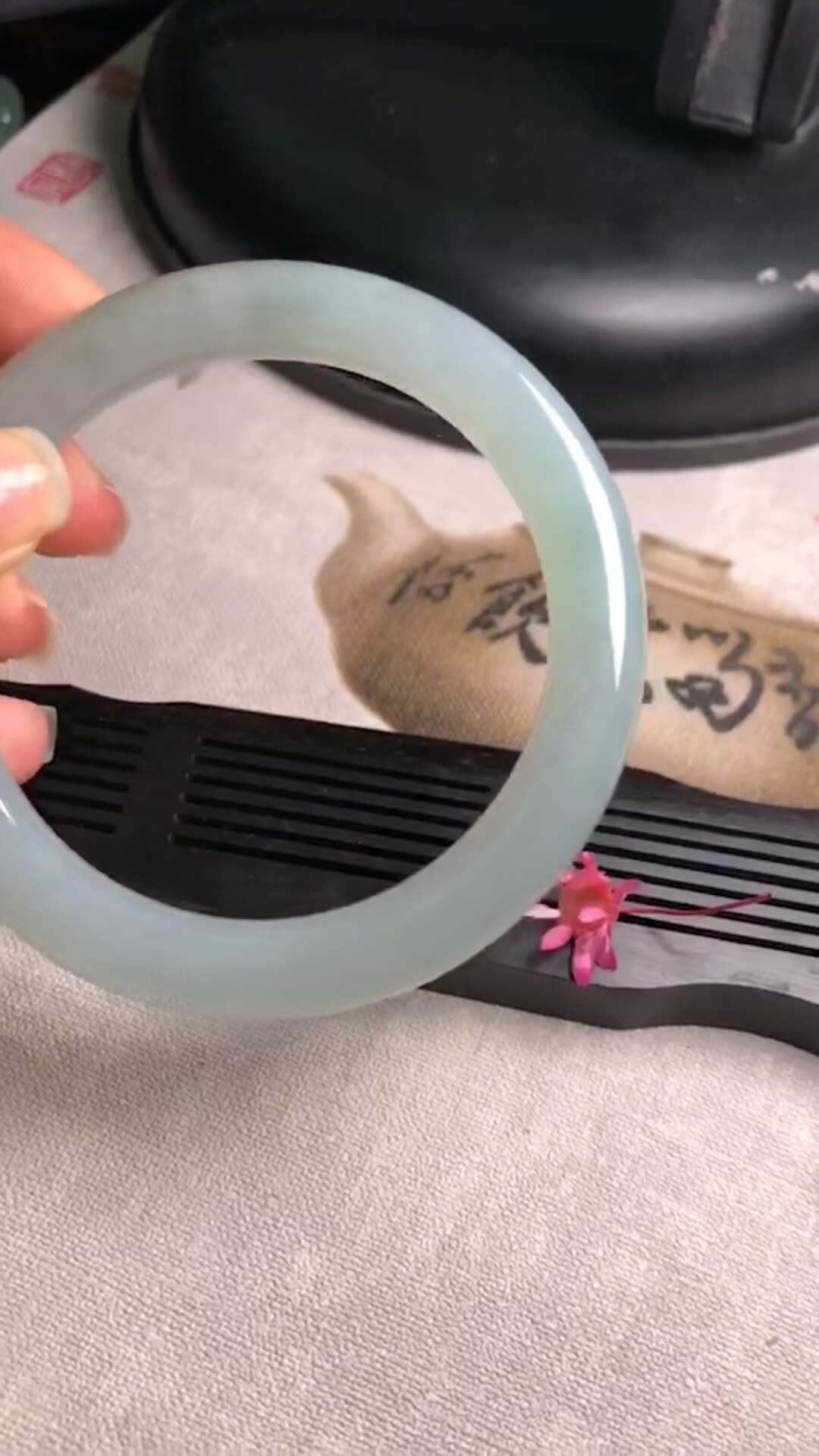 5000元糯种翡翠手镯,5000可以买到什么翡翠手镯