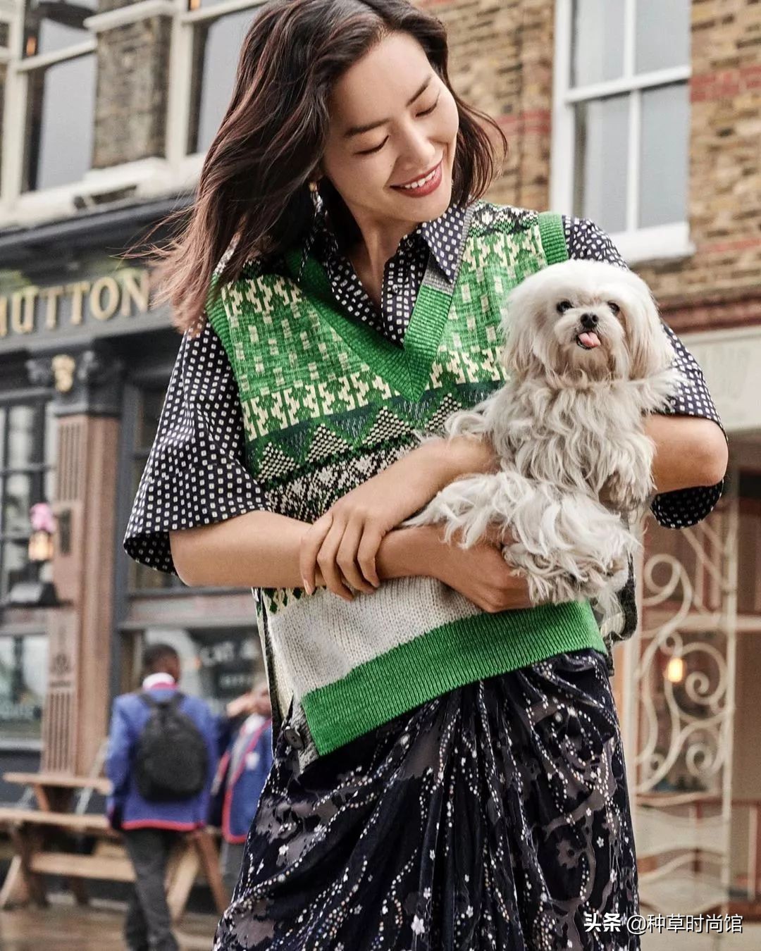 时髦针织衫穿搭,针织衫如何穿出时髦感