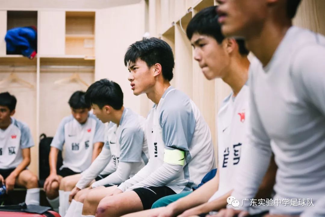 只争朝夕不负韶华一年级,只争朝夕不负韶华学校