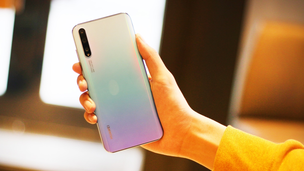 畅享10s续航,华为畅享10s测评刷抖音