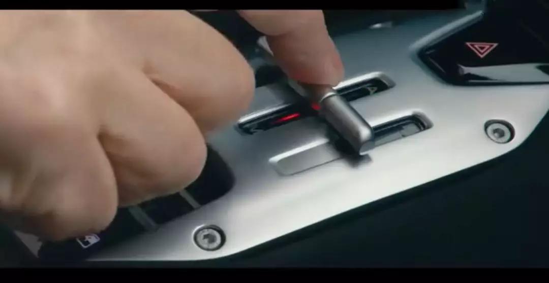 法拉利sf90stradale是纯电动的吗,解析法拉利sf90stradale