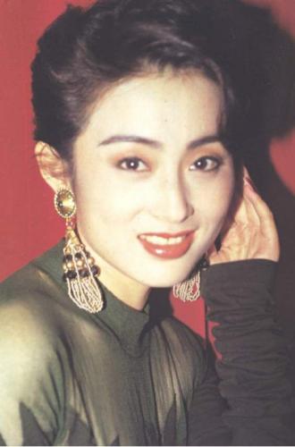 七位桃花眼女明星,带有桃花眼的女明星