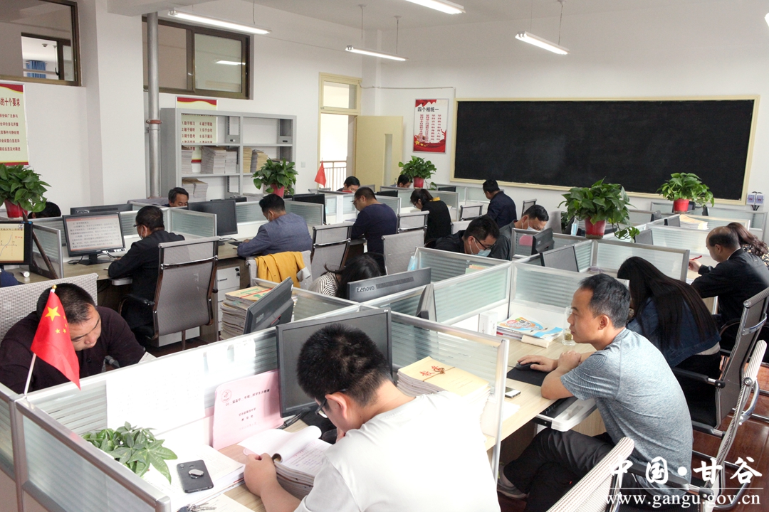 为办好满意的教育奉献光和热,攻坚克难奋力办好人民满意的教育