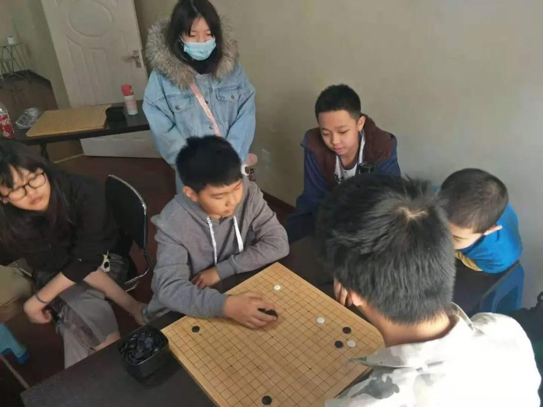 黑白问道棋坛新骄——四川围棋冲段精英刘海洋成长纪实