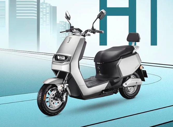 这款电动车外观不错，采用变频省电技术，1度电能跑75公里