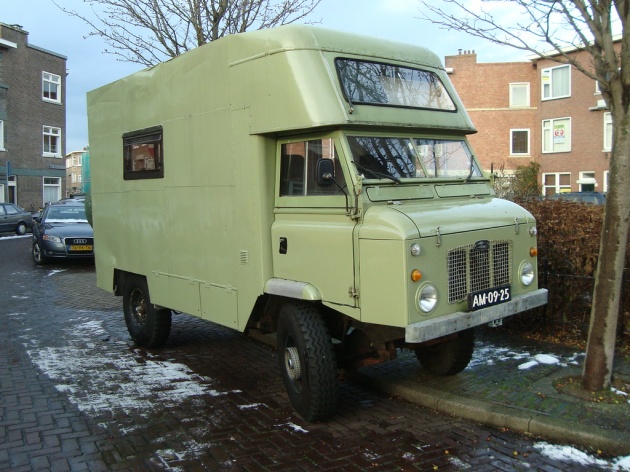 路虎卫士75年传奇版,路虎卫士成长史