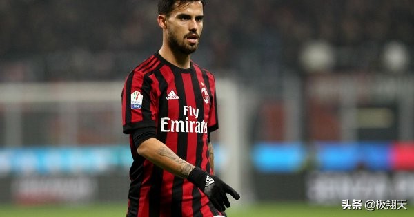 米兰3比0尤文图斯是怎么回事,米兰对尤文4球反超