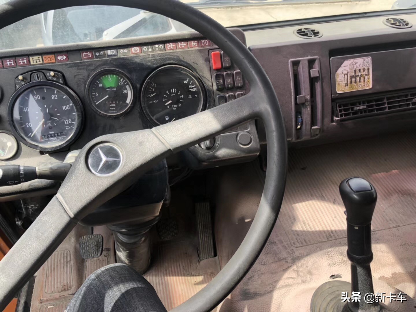 国产奔驰重卡卡车介绍,奔驰长头重卡都有哪些