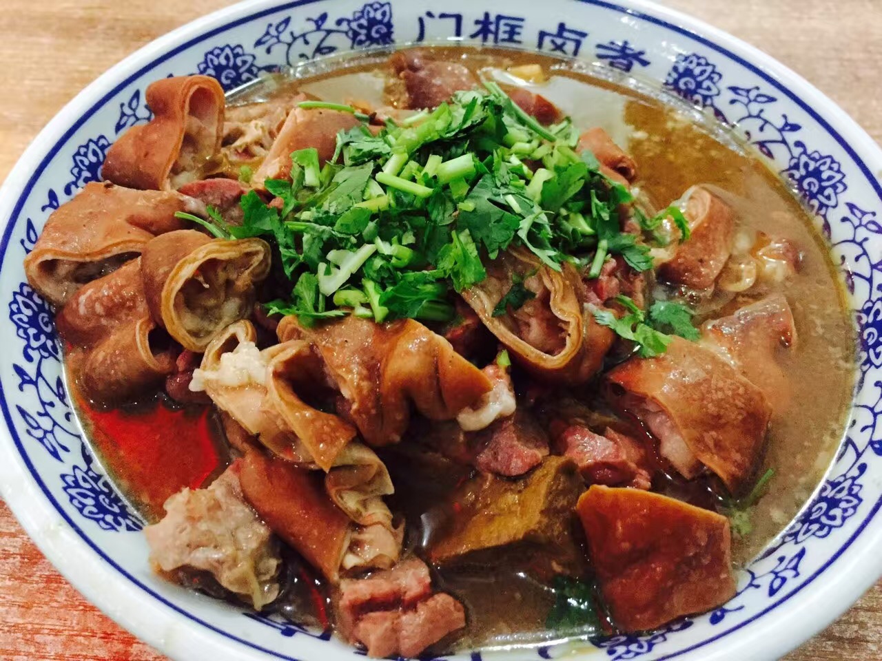 北京卤煮哪里最正宗最好吃,北京卤煮哪家最好吃