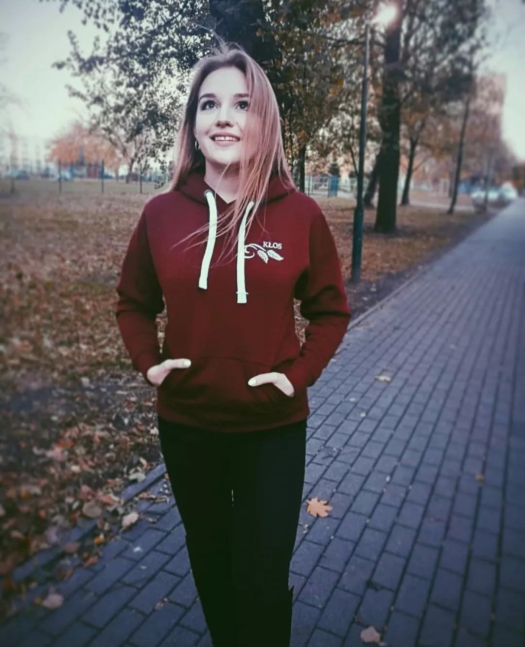 卫衣不要花里胡哨,卫衣不要塌肩