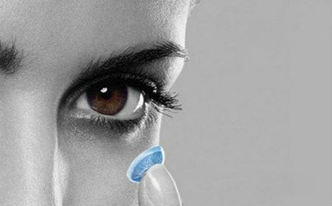 日抛隐形眼镜月抛有什么区别,隐形眼镜日抛和月抛一般怎么选
