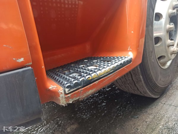 上汽红岩科索8.7,上汽红岩最新款重卡