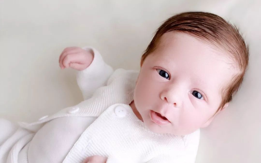 孩子内向和家长有原因吗,孩子内向性格是如何养成的