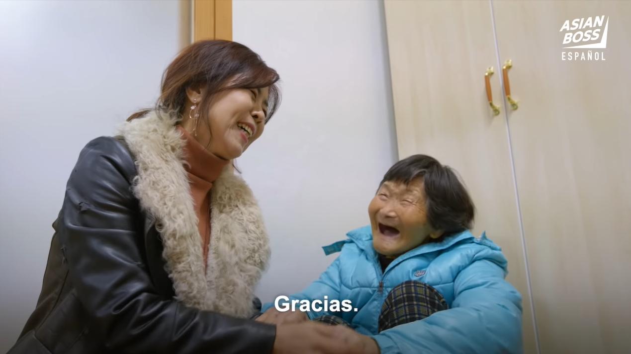 7旬老太太家里堆垃圾场,82岁老妇住地下室五年