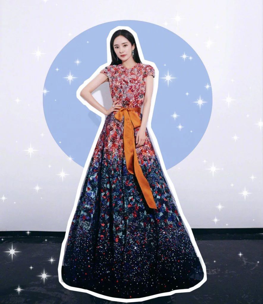 你们只关心杨幂离婚了,我却注意到她的造型