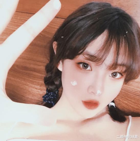 “女朋友新买的衣服上有个洞，这是干啥用的？”保留呼吸的空间