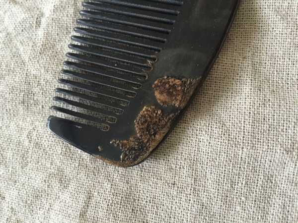 如何鉴别白水牛角梳子真假图解,白水牛牛角梳真假辨别