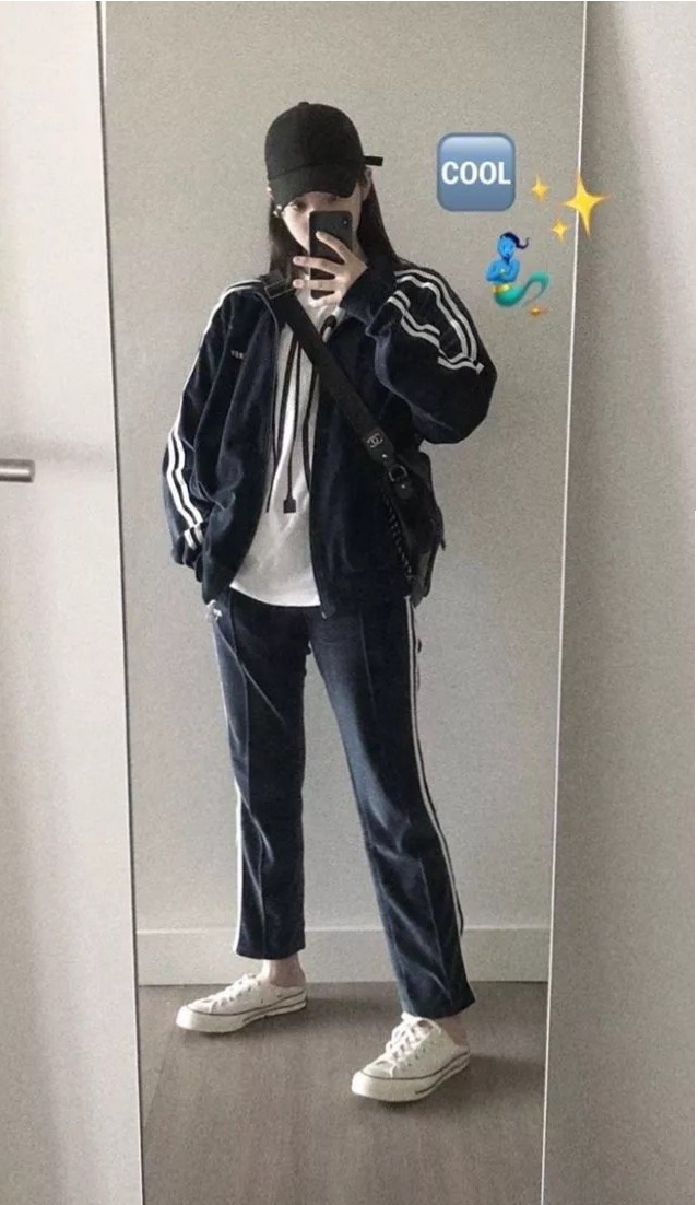 欧阳娜娜穿搭日常回归现实,欧阳娜娜私服酷帅风穿搭