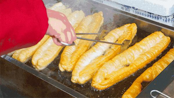 豆浆油条品类赛道：毛利率60%，净利润40%