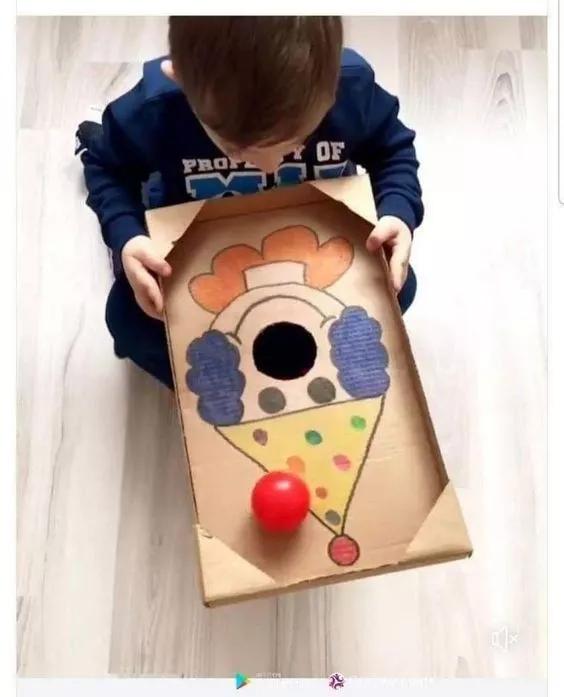 宅在家里跟宝宝玩亲子游戏,宅家里可以玩的亲子游戏