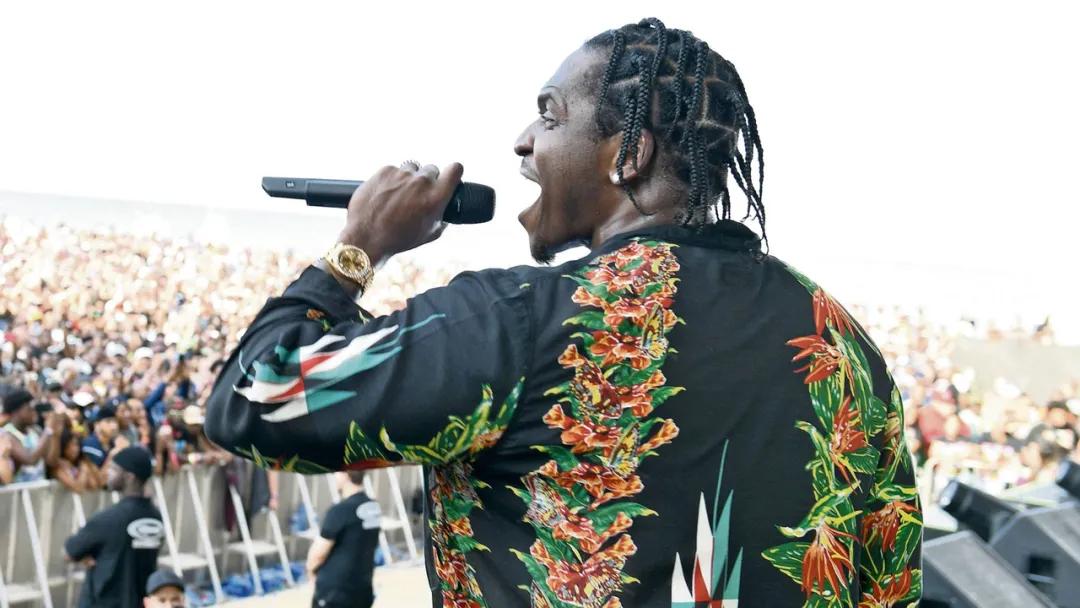 有钱了要不要反击,有钱一定要翻脸