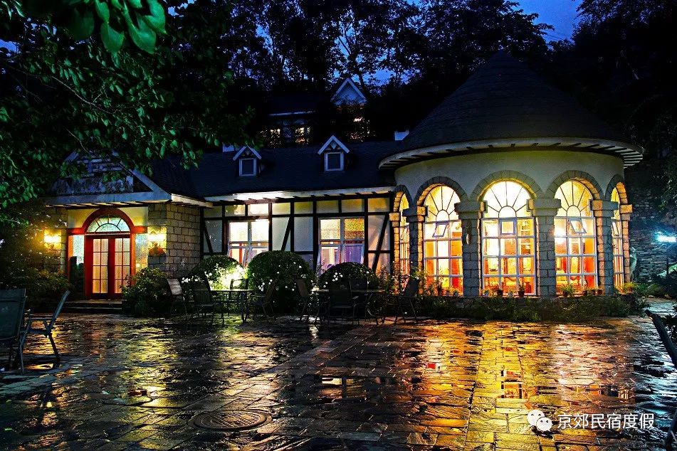 丝绸之路滑雪场民宿推荐,滑雪温泉民宿推荐