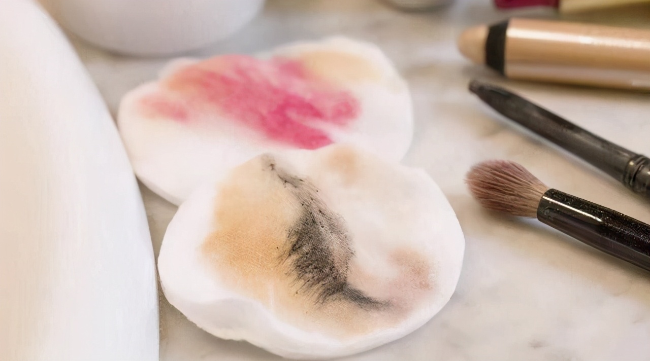 法国贝德玛卸妆水敏感肌专用,贝德玛卸妆水蓝色敏感肌可以用吗