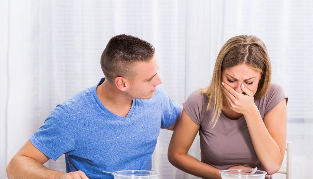 孕妇孕吐吃了就吐怎么办,孕吐剧吐需要终止妊娠吗