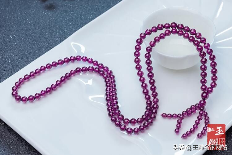 如何鉴别石榴石的真伪,石榴石的鉴别方法及技巧是什么