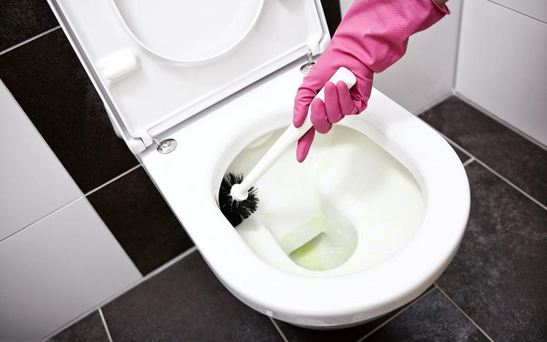 马桶s弯被粪便堵塞的疏通办法,马桶常年污垢造成堵塞怎么去除