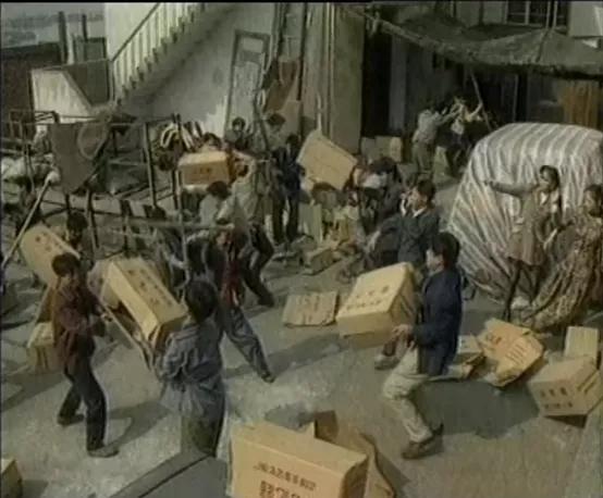 重庆魔幻与烟火并存的城市,重庆是座魔幻的城市