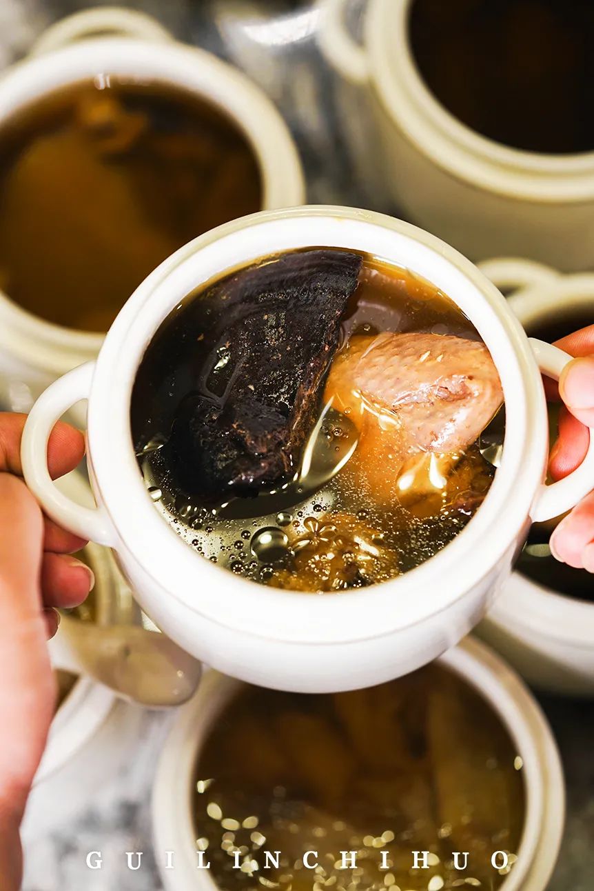 拿珍贵药材坐镇的养生汤馆,一碗隔水原盅炖汤,桂林也能喝到啦