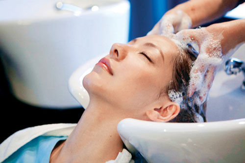 月经不能吃不能做的事情,月经期不能洗头怎么办