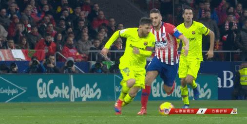 19岁的梅西被多次放铲,梅西被铲完整版