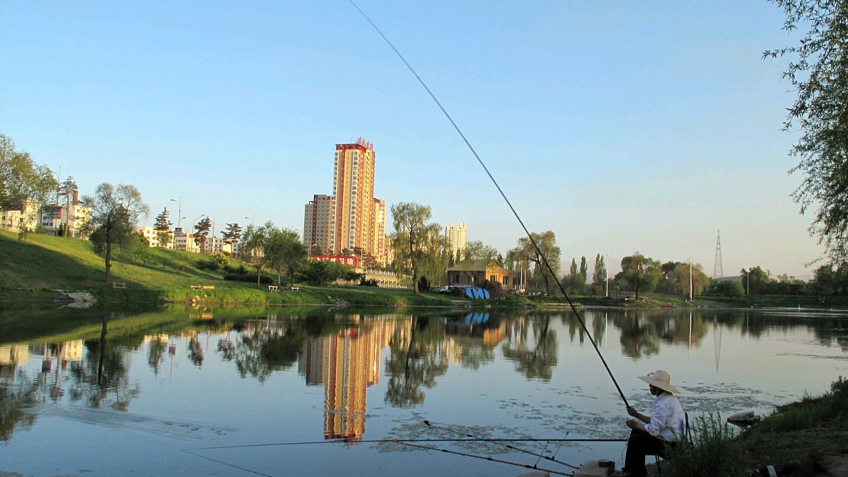 新手钓鱼要考虑什么,新手选鱼竿千万别盲目