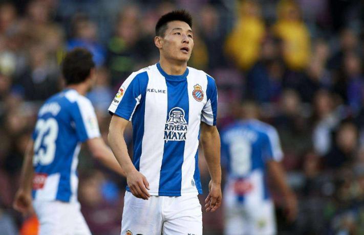 和队员们说再见,跟足球队说再见